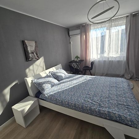 Garsoniera - Moderna - Timisoara Apartment Екстериор снимка